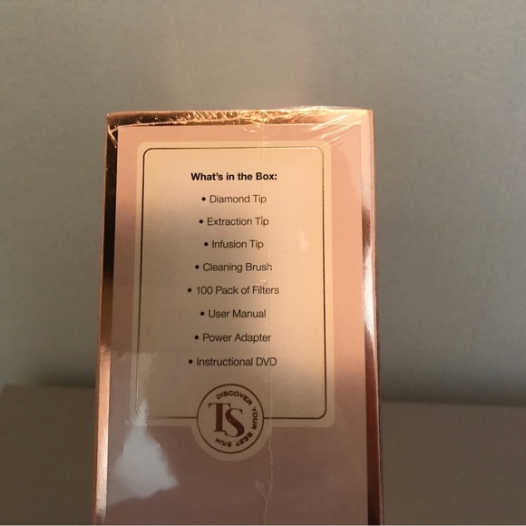 Trophy Skin MicrodermMD Microdermabrasion System - Picture 3 of 4